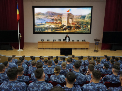 Lecție de istorie pentru elevii militari, de Ziua Dobrogei