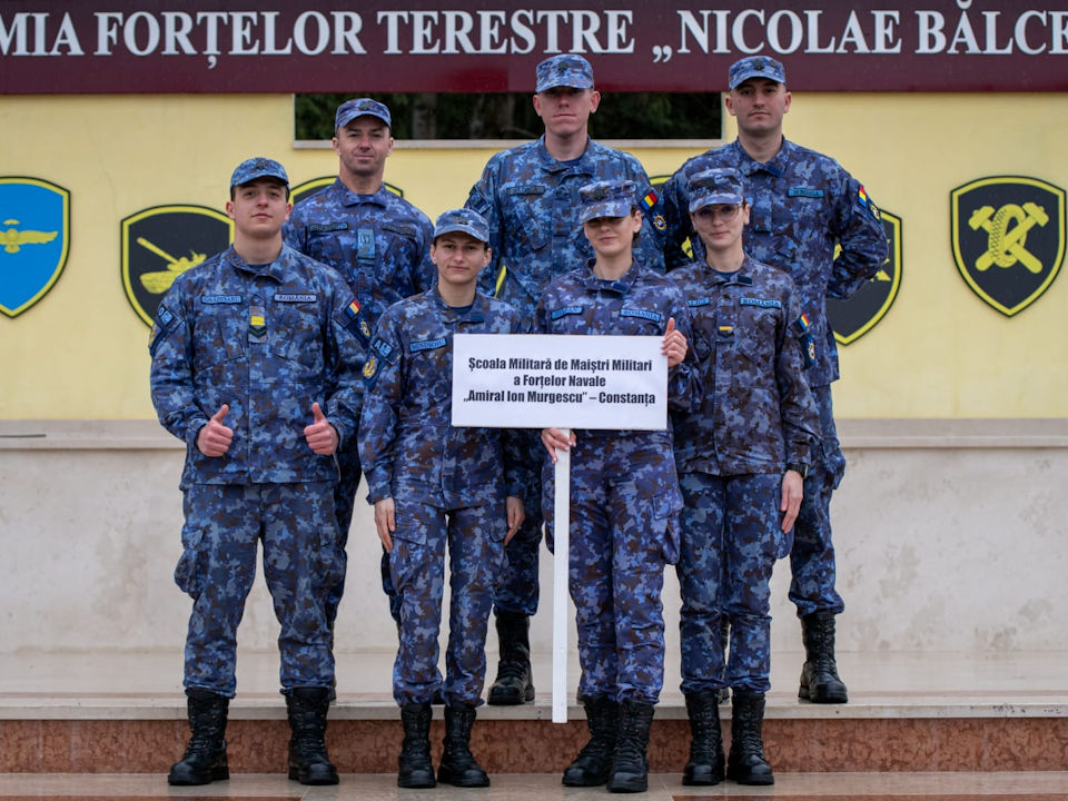 Lotul sportiv la Campionatul Militar de Înot de la Sibiu
